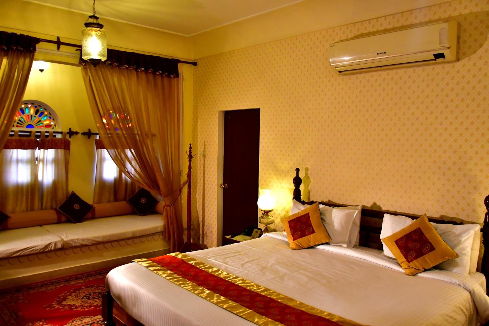 Khandela Haveli - A Boutique Heritage Hotel Dźajpur Zewnętrze zdjęcie