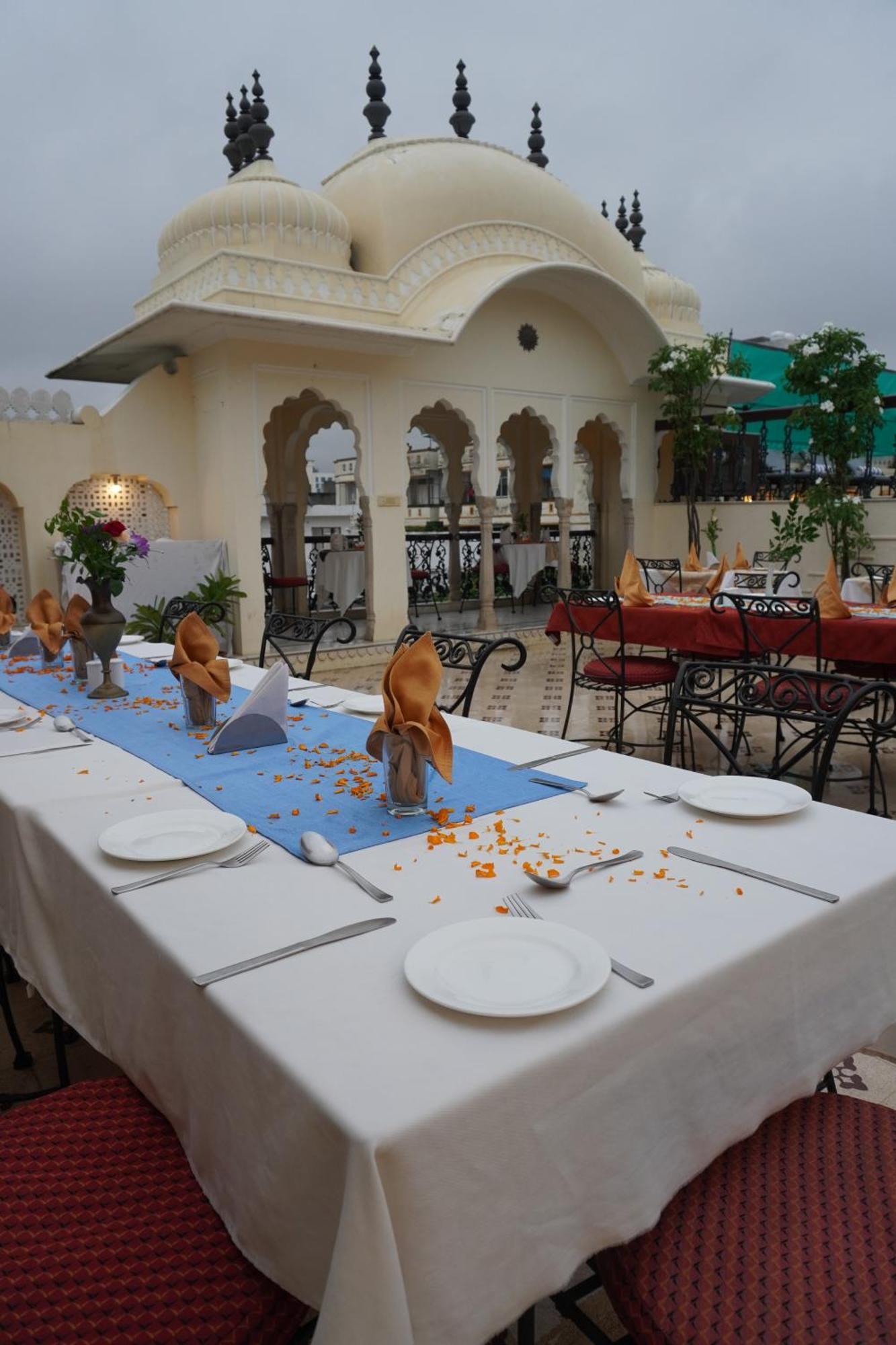 Khandela Haveli - A Boutique Heritage Hotel Dźajpur Zewnętrze zdjęcie