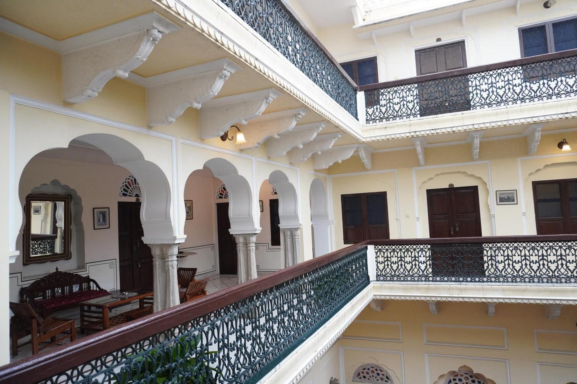 Khandela Haveli - A Boutique Heritage Hotel Dźajpur Zewnętrze zdjęcie